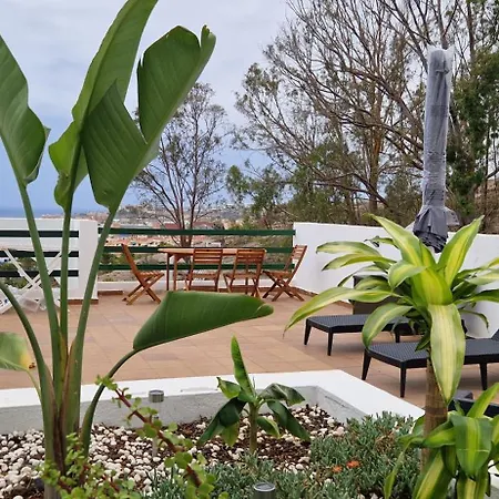 Sea View 2 Bedrooms In With Aircon Apartamento