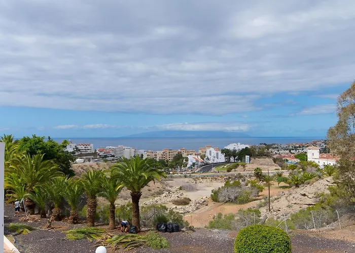 Sea View 2 Bedrooms In With Aircon *