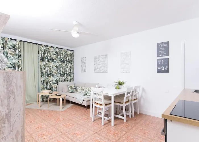 Sea View 2 Bedrooms In With Aircon Apartamento Costa Adeje (Tenerife)