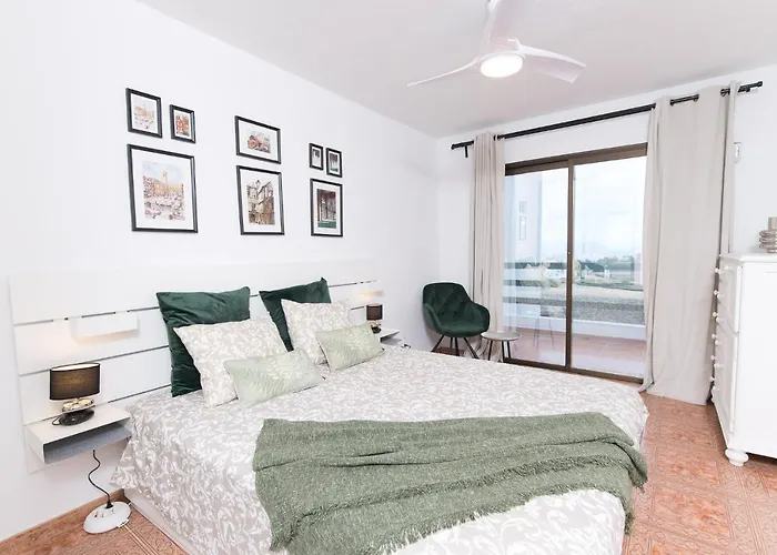 Sea View 2 Bedrooms In With Aircon