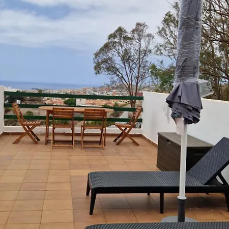 Sea View 2 Bedrooms In With Aircon * 阿德耶